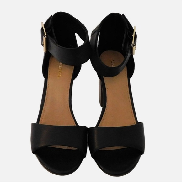 Merona  Sandals Womens 7 Black Wide Ankle Strap Gold Buckle Block Heels - Picture 4 of 13